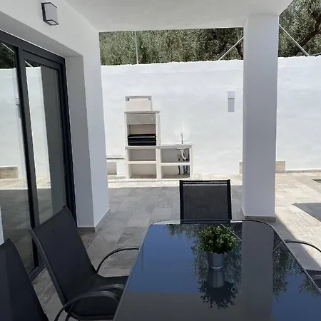 Villa La Fuente Mondron Exterior photo