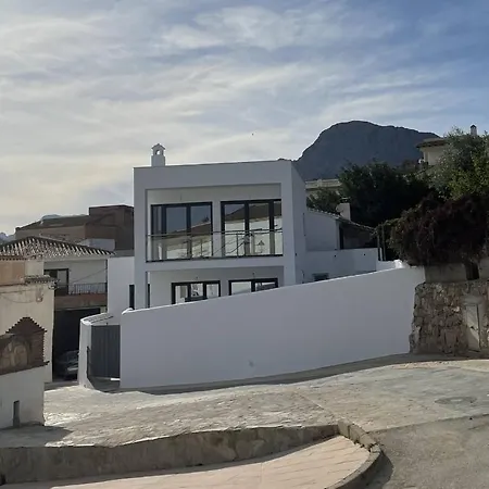 Villa La Fuente Mondron Exterior photo